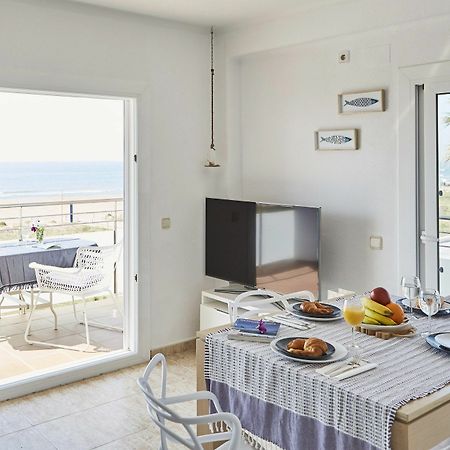 Апартаменты Casa Petit Bateau Be My Guest Кастельдефельс Экстерьер фото